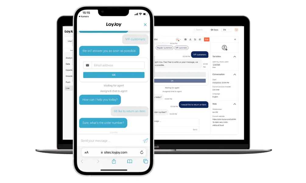 Ein Smartphone mit einer geöffneten Experience. Ein Notizbuch im Hintergrund, das die LoyJoy-Plattform zeigt.
